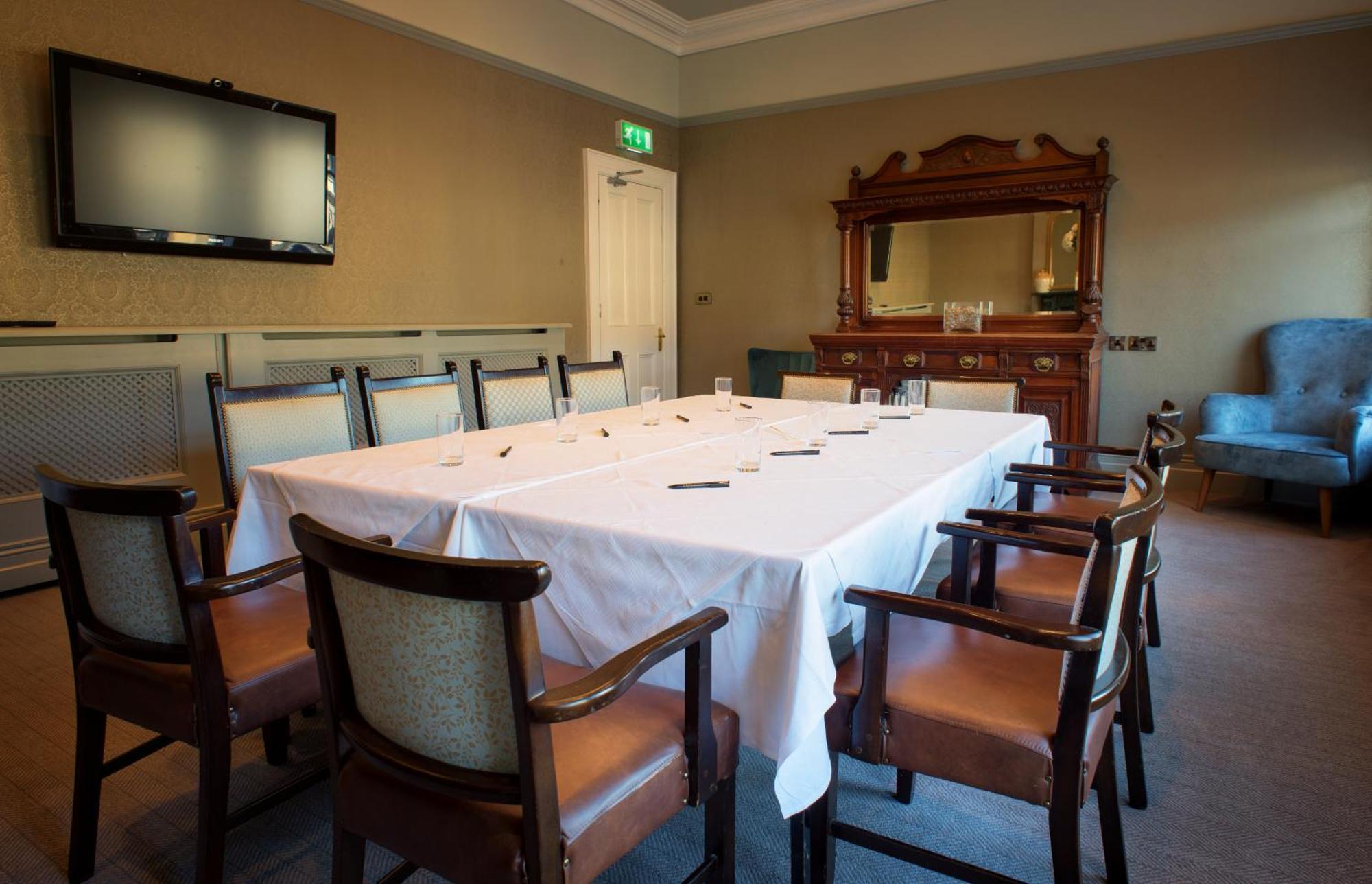Creighton Hotel Clones Luaran gambar